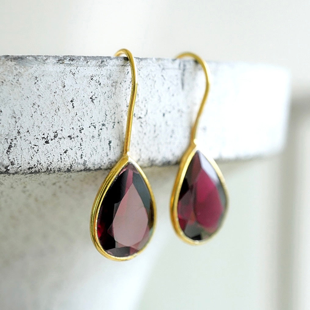 Garnet earrings crimson GRE37