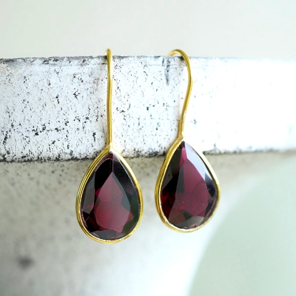 Garnet earrings crimson GRE37