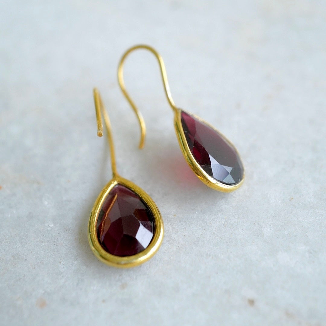 Garnet earrings crimson GRE37