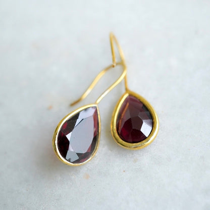 Garnet earrings crimson GRE37