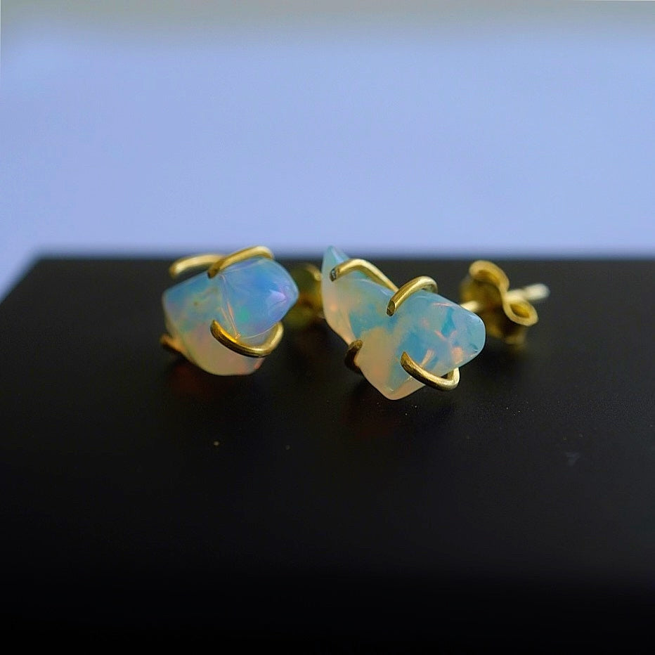 Natural opal earrings A OPE38A