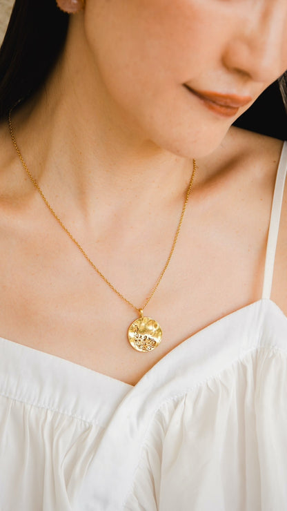 Peacockネックレス