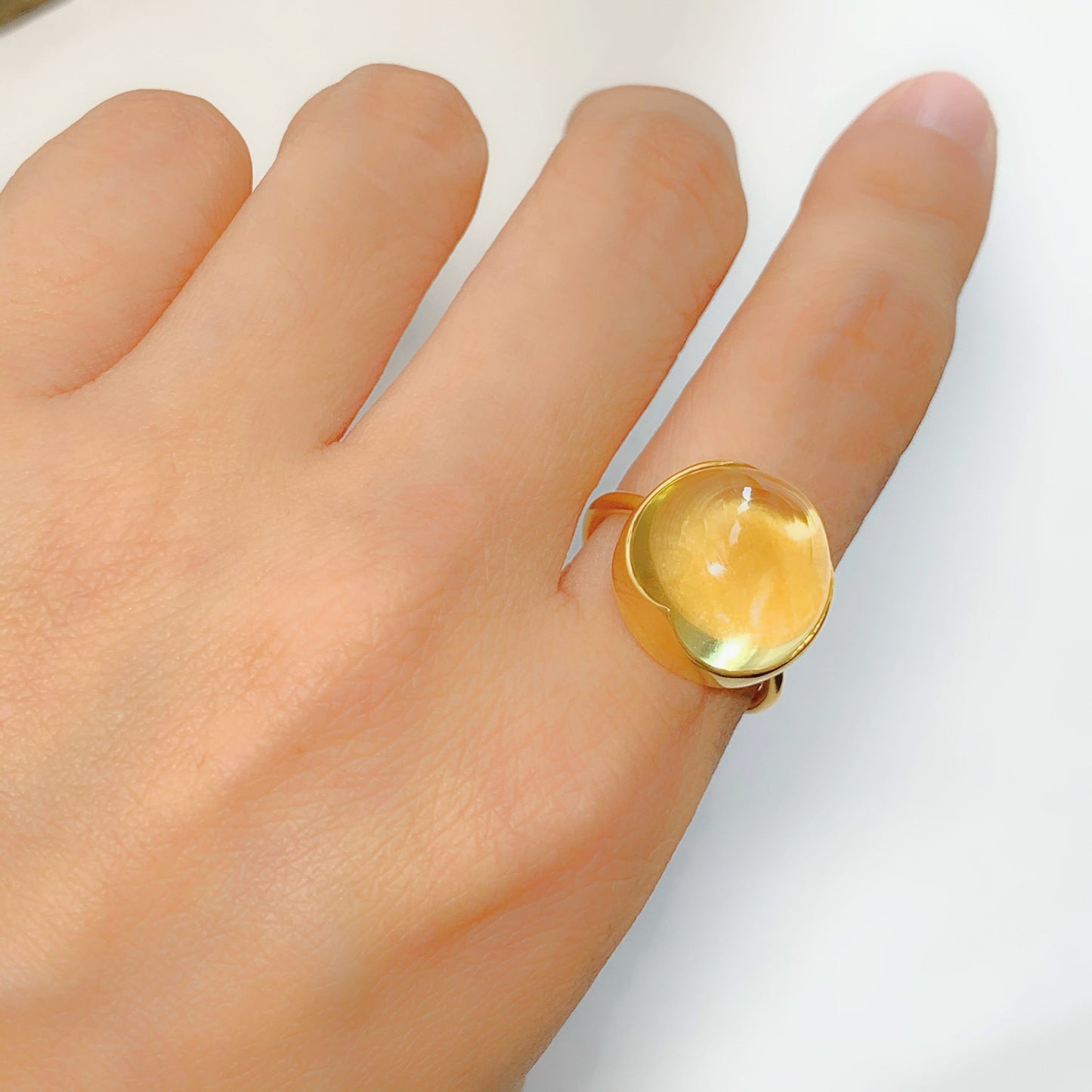 Lemon quartz ring Bloom